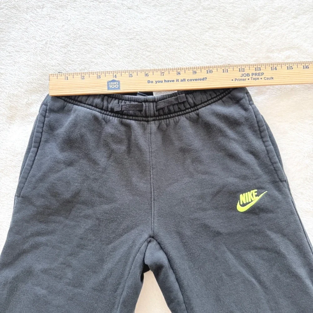 Nike Activewear Lot of 2 Kids Large L Green Black Dri-FIT Shirt Fleece Pants 2pc